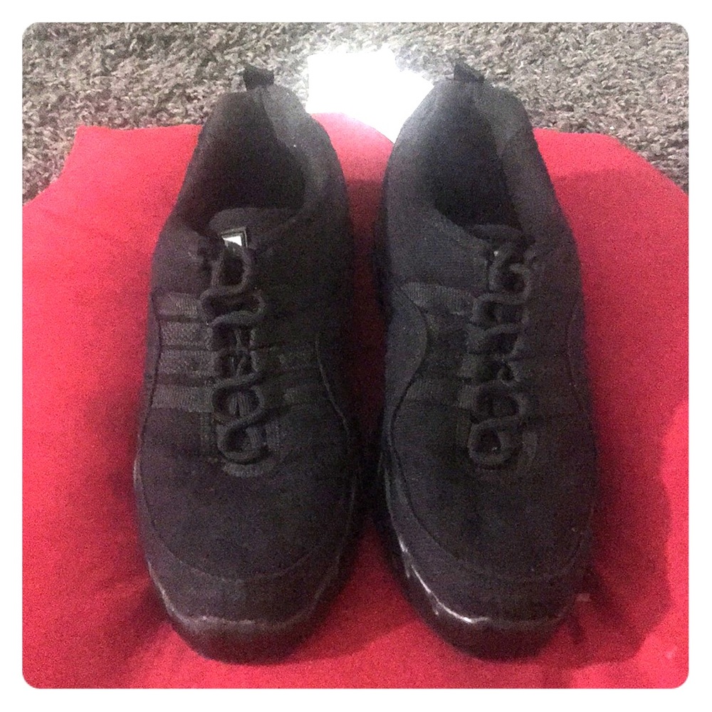 Dance; hip hop shoes